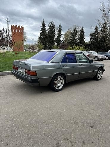 turbo az opel astra: Mercedes-Benz 190 (W201): 2 l | 1992 il Sedan — 6