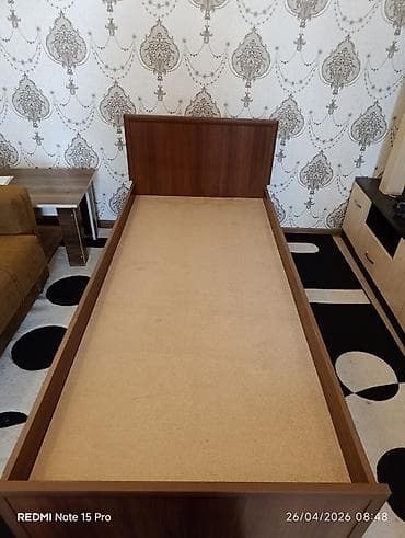 carpayısı: İşlənmiş, Təknəfərlik çarpayı, Bazalı, Matras ilə, Siyirməsiz — 6