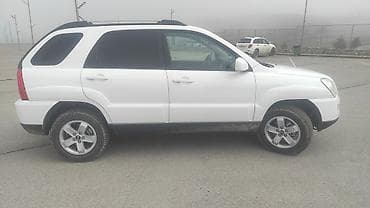 авто азербайджане: Kia Sportage (ağ rəng), kompakt krossover/SUV. Texniki və xarici — 4