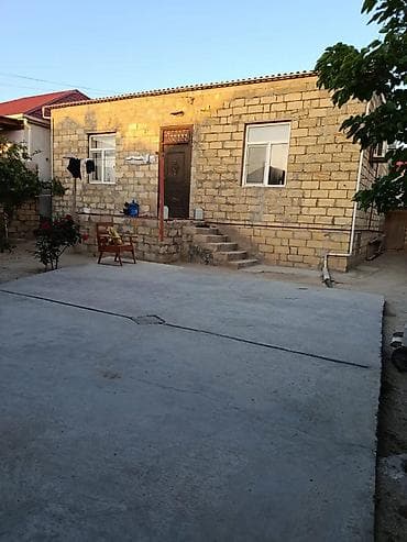 ev: 3 otaqlı, 100 kv. m, Orta təmir — 3