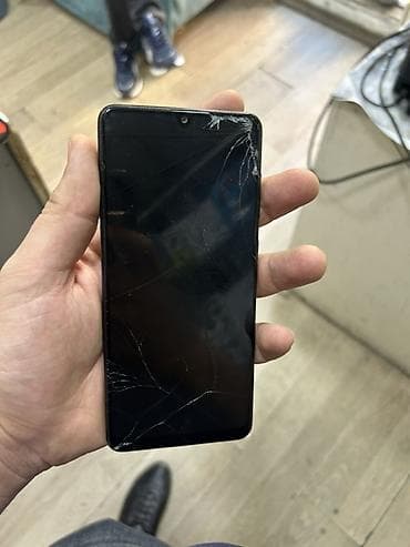 honor 50 lite 6128: Samsung Galaxy A51, 64 GB, rəng - Qara, Qırıq — 2