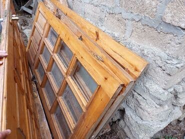 замки на входную дверь: 4 ədəd qapı eyni cürə Mərdəkanda. Hamısı 150 azn — 2