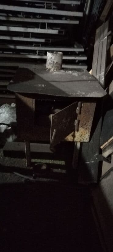 газовый обогреватель для дачи: Metal soba möhkəm quruluşu və funksional dizaynı ilə seçilir. Üst — 2