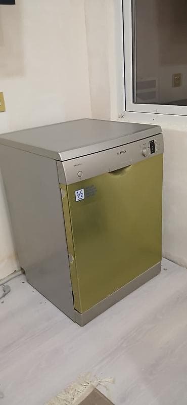 Mikrodalğalı sobalar: Qabyuyan maşın Bosch, Tam qabaritli (60 sm.), Quraşdırılan, İşlənmiş — 2