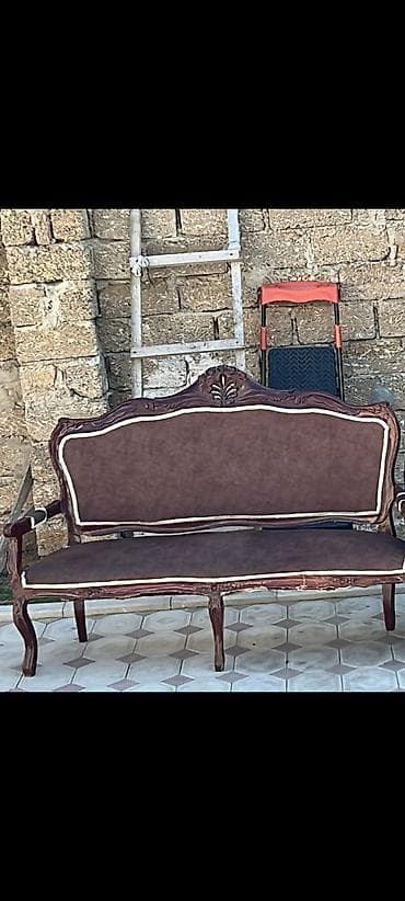 divan sumqayit: Divan — 1