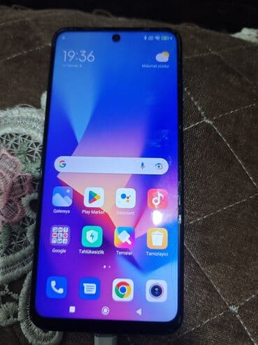 samsun s30: Samsung Galaxy A11, 64 GB, rəng - Qara, Qırıq — 10