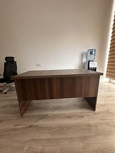 Ofis dolabları: Heç istifadə olunmayıb, iş açılmadı, istifadə olunmamışdı. Şəkildəki — 3