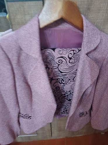 Qadın üçün qısa jaket - Rəng: pudra/çəhrayı-mov. - Material: yumşaq