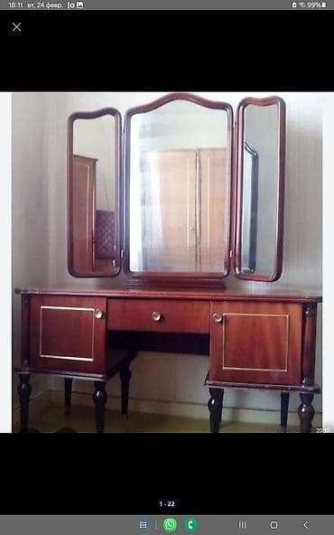 Stul 6 eded biri 25 manat Divan iki kreslo 30 manat guzgu 15 manat — 6