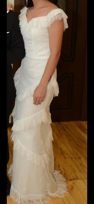 m neçə razmerdir: Zərif ağ ziyafət/libas geyimi - Model: çiyinləri açıq, “off-shoulder” — 1