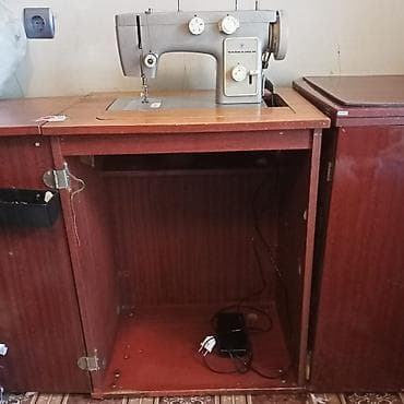 indesit ds 4160 s: Tikiş maşını Chayka, Mexaniki — 2