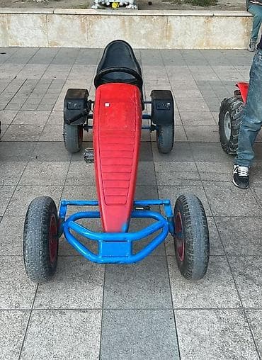 4 təkərli pedaallı velosebet – Berg firmasının modeli. Çox keyfiyyətli lalafo.az -da 4 təkərli pedaallı velosebet – Berg firmasının modeli. Çox keyfiyyətli