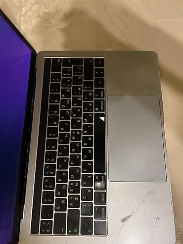 hard disk: Apple MacBook, 13.3 ", Intel Core i5, < 128 GB — 6
