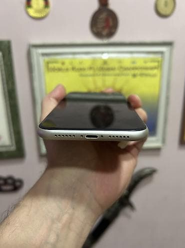 iphone s4: IPhone 11, 64 GB, Ağ — 6