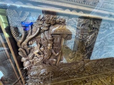 Süni güllər: Oyma əl işləməsi taxta tablo — 2