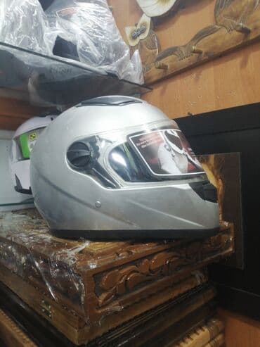 dəmirin qiyməti 2021: Moto Dəbilqələr Ag qarşı enli şüşəli 29azn Qırmızı Göy Qara Boz rəngli — 19