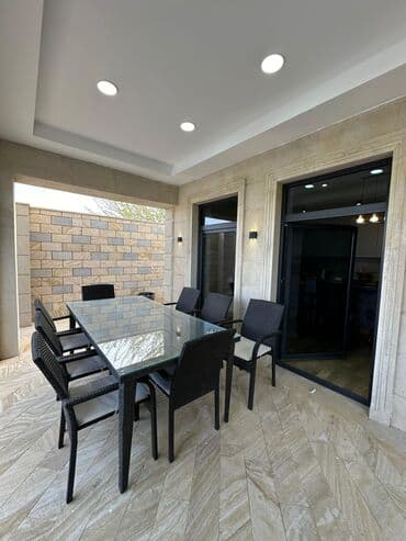 композитные бассейны в баку: Hovuz olan həyət evi. Ərazidə istirahət üçün günəş çarpayıları, stol — 13