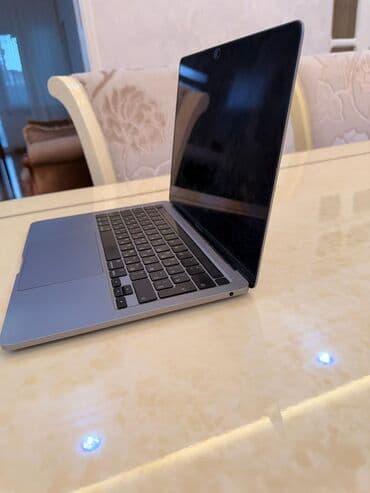 apple komputer qiymetleri: Apple MacBook Pro noutbuk - Korpusu: Space Gray alüminium, kompakt və — 3