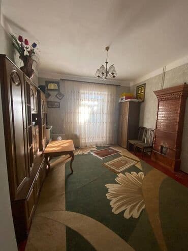 heyət evi: Bakıxanov qəs. 5 otaqlı, 130 kv. m, Orta təmir — 8