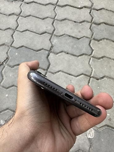 irşad iphone 12: IPhone 11, 64 GB, Qara, Simsiz şarj — 5