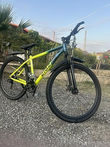velosiped a: ZGZAG hibrid/dağ velosipedi Xüsusiyyətlər: - Çərçivə: yüngül — 1