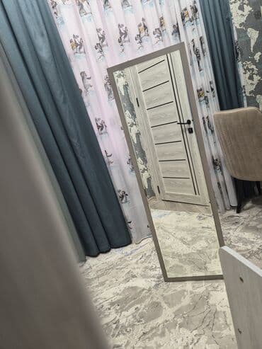 Kabrolar: Mebel dəsti – güzgülü konsol və iki tumbadan ibarət Tərkib: - 2 ədəd — 1