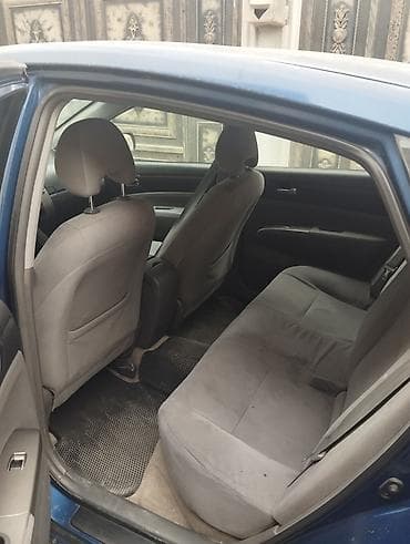 plus toyota: Toyota Prius: 1.5 l | 2008 il Sedan — 5