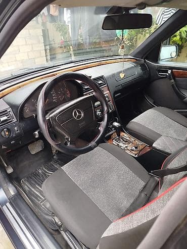 Mercedes-Benz C-Class W202 sedan - Sürətlər qutusu: avtomat - Kuzov — 8
