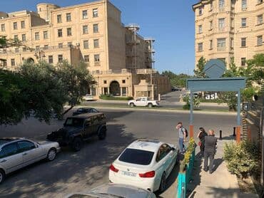 hovsanda obyekt satılır: Yasamal Izmir küçəsi 140 kv 8 otaq ofis icarəyə verilir — 15