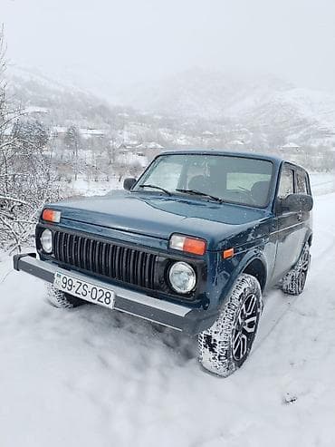 lada niva cadır: VAZ (LADA) 4x4 Niva: 1.7 l | 2015 il 14600 km Ofrouder/SUV — 2