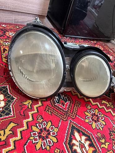 winda teker evi: Komplekt, Yaxın və uzaq vuran işıqlar Mercedes-Benz — 2