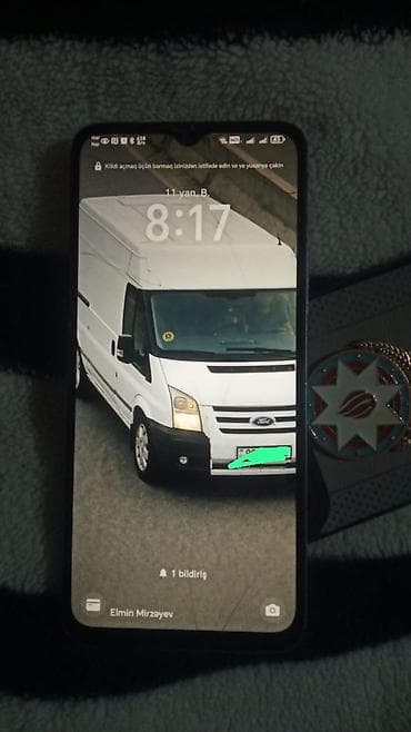 mi̇ 10 t: EKRANINDA ÇAT VAR İŞLƏMƏYİNDƏ PRABLEM YOXDU 25.30 m XƏRCİ VAR BARTER — 3