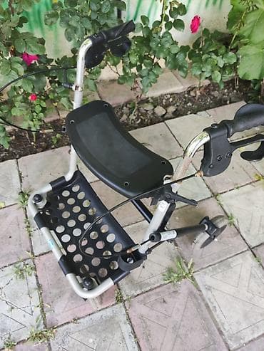 Tibbi məhsullar: Təkərləri olan oturacaqlı gəzinti arabası (rollator)Almaniyadan — 4