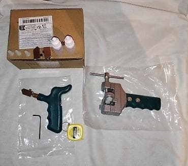 Şüşə kəsmə və qırma dəsti Tərkib: - Pistol tutacaqlı şüşə kəsici — 2