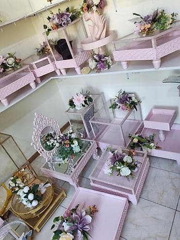 toy makyajları: Təcili satılır abyek bağlandığı üçün. 13əd. Gül daxil, veşilka, əlavə — 7