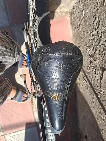 Velosiped oturacağı (saddle) - Rəng: qara - Material: süni dəri