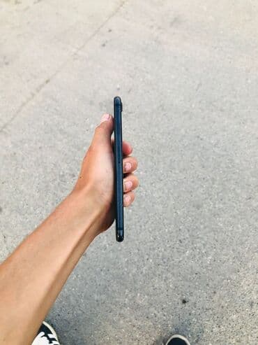 iphone ucun flash kart: IPhone 7, 128 GB, Qara, Barmaq izi — 7