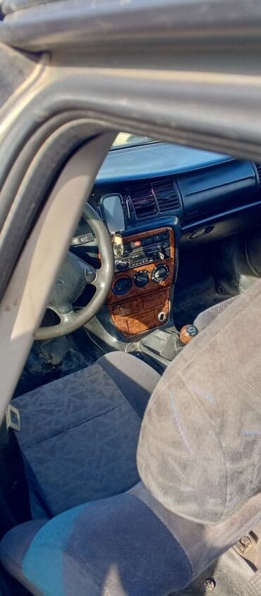 opel vectra b suret qutusu: Opel Vectra: 2 l | 1996 il Sedan — 15