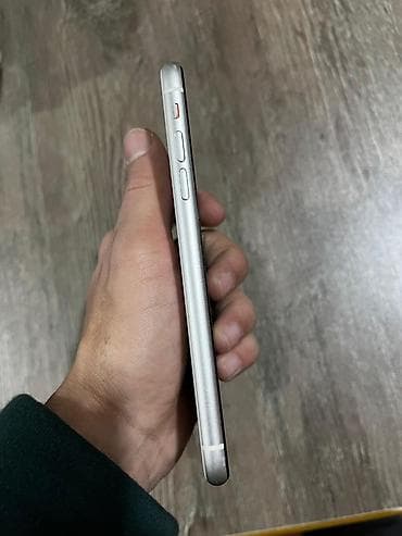 cat telefon: IPhone 11, Ağ, Face ID — 4