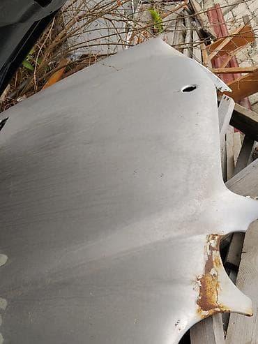 Məhsul: Avtomobil kapotu (metal) Təsvir: - Tam ölçülü metal kapot, ön — 1