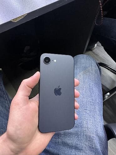 mini smartfonlar: IPhone 12 mini, Qara, Simsiz şarj — 1