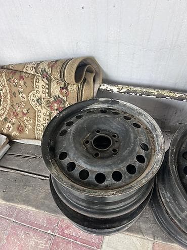 Salam Opel H diski satıram 5 bolt 15lik