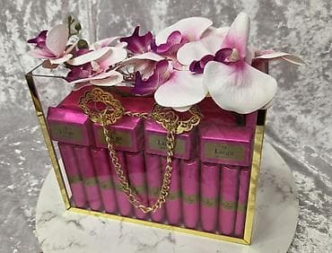 Hədiyyəlik şokolad kompozisiyaları və dekorativ qutular - Fərqli