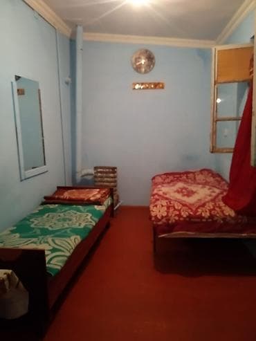 Kommersiya daşınmaz əmlakı: 2 - Plan: kiçik dəhlizdən keçidli 1 otaq, ayrıca guşədə kiçik mətbəx — 3