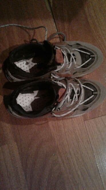 Qadın ayaqqabıları: Ölçü: 39, Yeni — 2