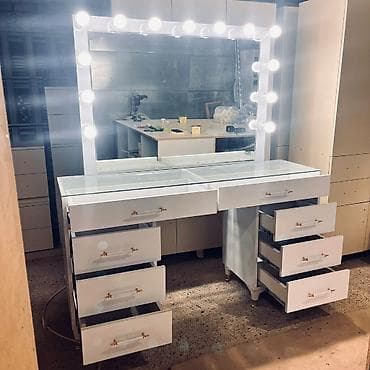 salon guzgu: Güzgülü — 1