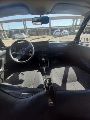 ваза напольная керамическая высокая: Avtomobil: Lada 2107 (VAZ 2107) Kuzov: sedan, tünd bənövşəyi rəng — 4