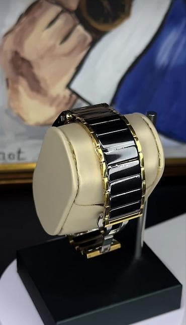 sabr saat: RADO kişilər üçün qol saatı – klassik düzbucaqlı kasa və qara-qızılı — 4