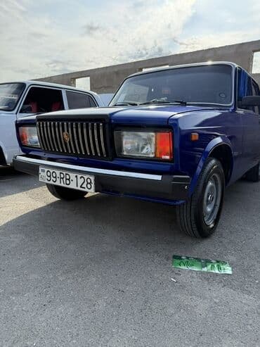 ваза стеклянная прозрачная высокая без узора: VAZ 2107 sedan – mavi rəng, İl 2004 Xüsusiyyətlər və görünüş: - — 1