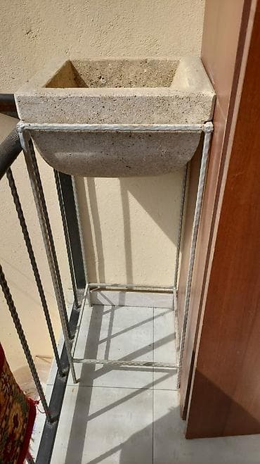 cen: Su daşı satılır. Yaxşı vəziyyətdədir. Qiymət: 110 AZN. Ünvan: Həzi — 2
